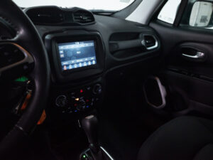 JEEP RENEGADE 2021 usado — vista 15 | Pompeyo Carrasco