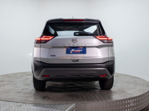 Nissan X-TRAIL 2023 usado — vista 8 | Pompeyo Carrasco
