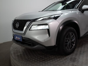 Nissan X-TRAIL 2023 usado — transmisión automática | Pompeyo Carrasco