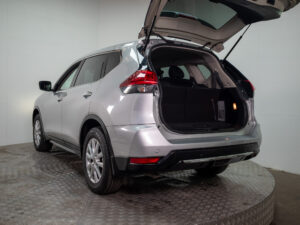 Nissan X-TRAIL 2021 usado — vista 10 | Pompeyo Carrasco
