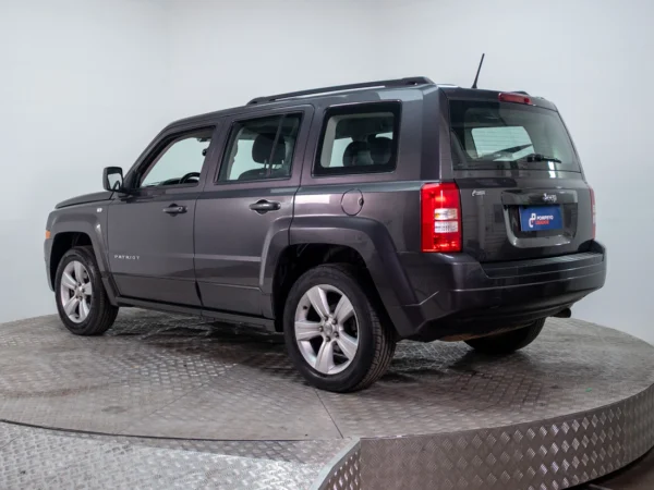 JEEP PATRIOT 2016 usado — Pompeyo Carrasco — foto 5