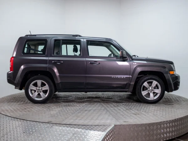 JEEP PATRIOT 2016 usado — Pompeyo Carrasco — foto 8