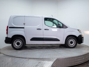 Citroën BERLINGO 2024 usado — vista 8 | Pompeyo Carrasco