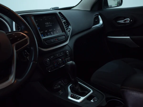 JEEP CHEROKEE 2018 usado — Pompeyo Carrasco — foto 18