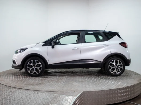 RENAULT CAPTUR 2020 usado — Pompeyo Carrasco — foto 4