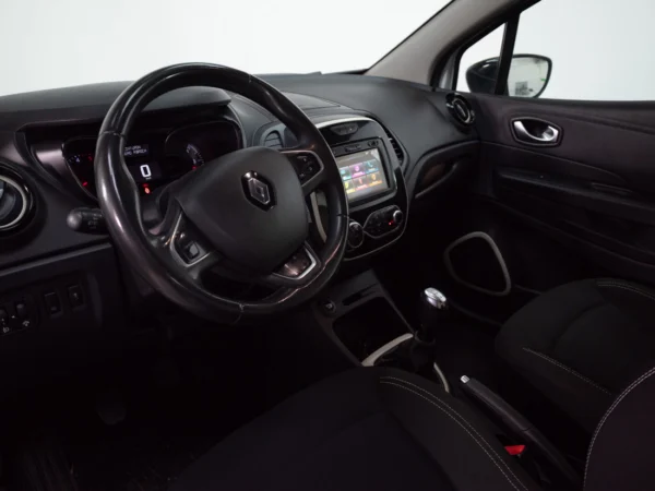 RENAULT CAPTUR 2020 usado — Pompeyo Carrasco — foto 11