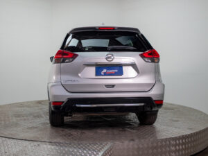 Nissan X-TRAIL 2021 usado — vista 6 | Pompeyo Carrasco