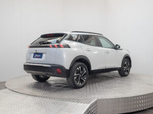Peugeot 2008 2021 usado — suv | Pompeyo Carrasco