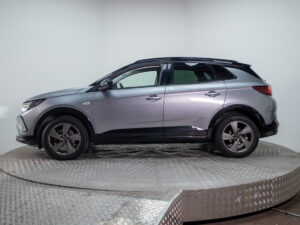 Opel GRANDLAND 2024 usado — suv | Pompeyo Carrasco