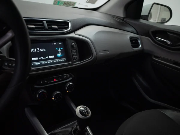CHEVROLET ONIX 2020 usado — Pompeyo Carrasco — foto 11