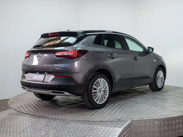 Opel GRANDLAND X 2021 usado — Pompeyo Carrasco — foto 7