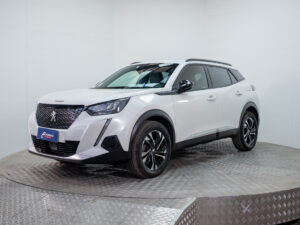 Peugeot NEW 2008 2023 usado — transmisión automática | Pompeyo Carrasco