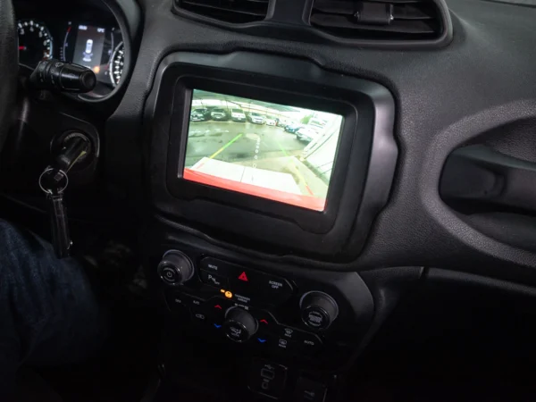 JEEP RENEGADE 2021 usado — Pompeyo Carrasco — foto 19