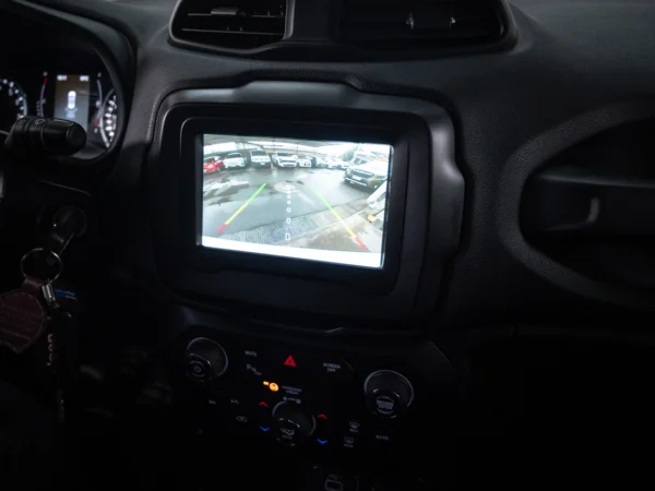 JEEP RENEGADE 2023 usado — Pompeyo Carrasco — foto 14