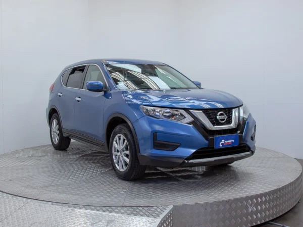 NISSAN X-TRAIL 2023 usado — Pompeyo Carrasco — foto 1