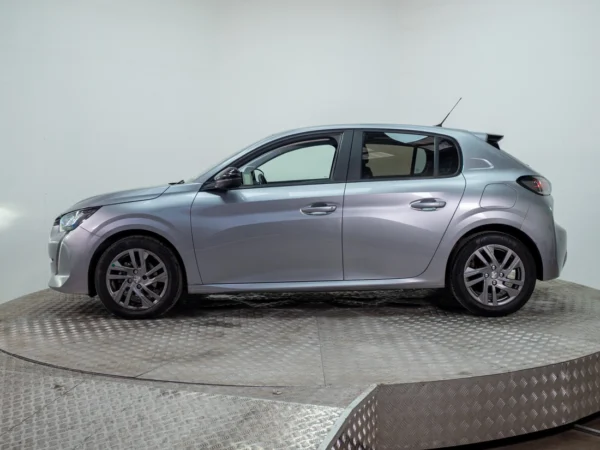 Peugeot 208 2023 usado — Pompeyo Carrasco — foto 4