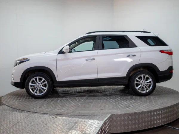 DFSK SUV 560 2023 usado — Pompeyo Carrasco — foto 4