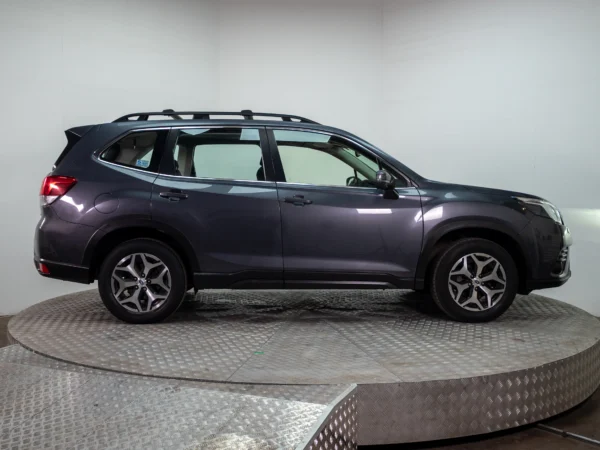 Subaru FORESTER 2023 usado — Pompeyo Carrasco — foto 8