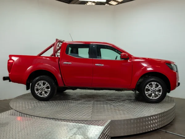 NISSAN NAVARA 2024 usado — Pompeyo Carrasco — foto 8