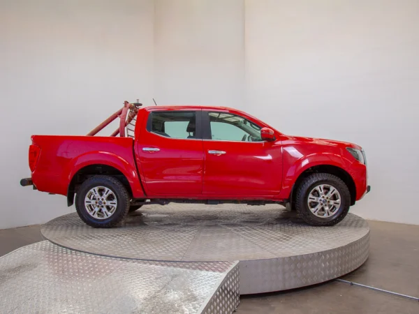 NISSAN NAVARA 2024 usado — Pompeyo Carrasco — foto 8