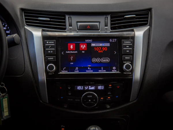 NISSAN NAVARA 2024 usado — Pompeyo Carrasco — foto 11
