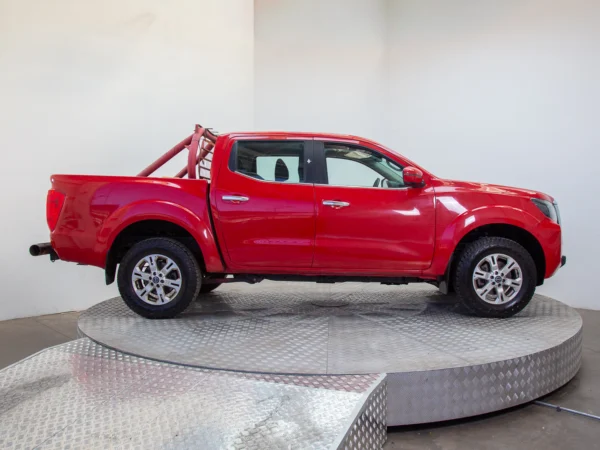 NISSAN NAVARA 2024 usado — Pompeyo Carrasco — foto 10