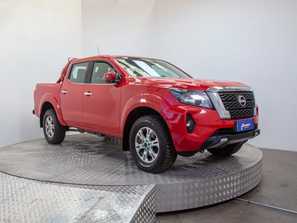 NISSAN NAVARA 2024 usado — Pompeyo Carrasco — foto 2