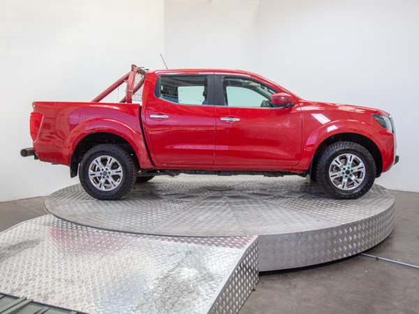 NISSAN NAVARA 2024 usado — Pompeyo Carrasco — foto 8