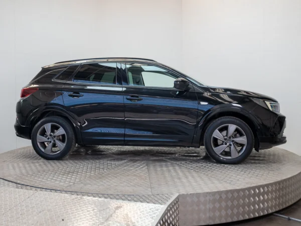 Opel GRANDLAND 2024 usado — Pompeyo Carrasco — foto 8