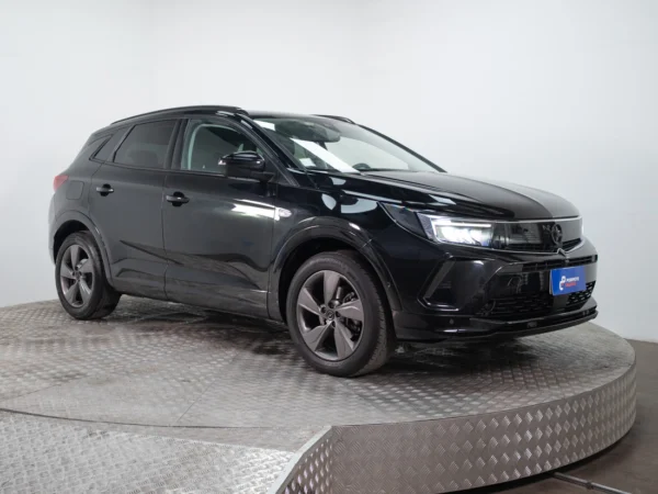 Opel GRANDLAND 2024 usado — Pompeyo Carrasco — foto 9