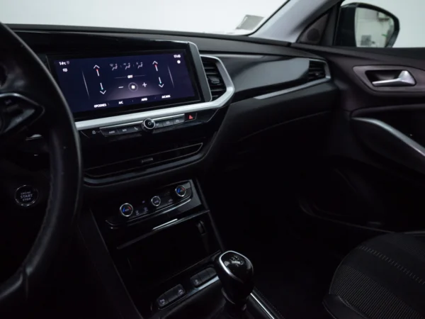 Opel GRANDLAND 2024 usado — Pompeyo Carrasco — foto 12