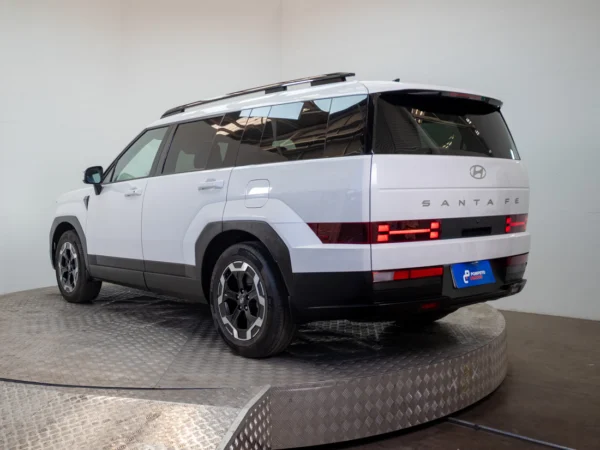 HYUNDAI SANTA FE 2024 usado — Pompeyo Carrasco — foto 5