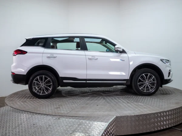 Geely AZKARRA 2024 usado — Pompeyo Carrasco — foto 8