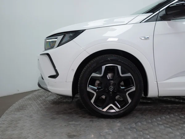 Opel GRANDLAND 2024 usado — Pompeyo Carrasco — foto 18