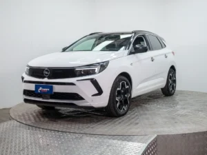 Fotografía de Opel GRANDLAND 2024
