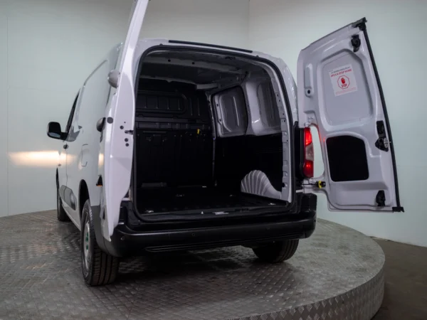 Citroën BERLINGO 2025 usado — Pompeyo Carrasco — foto 10