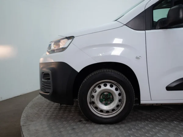 Citroën BERLINGO 2025 usado — Pompeyo Carrasco — foto 14
