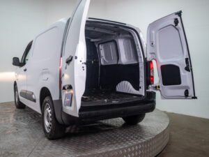 Citroën BERLINGO 2025 usado — vista 8 | Pompeyo Carrasco