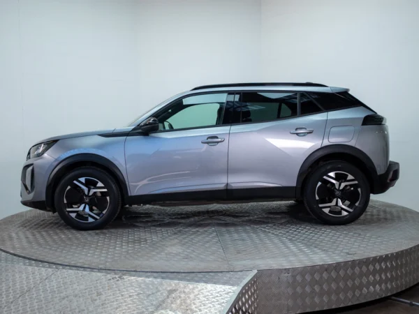 Peugeot 2008 2025 usado — Pompeyo Carrasco — foto 4
