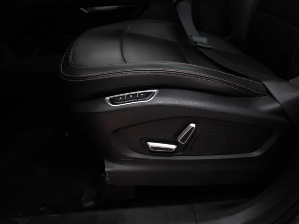 Geely OKAVANGO 2025 usado — Pompeyo Carrasco — foto 18