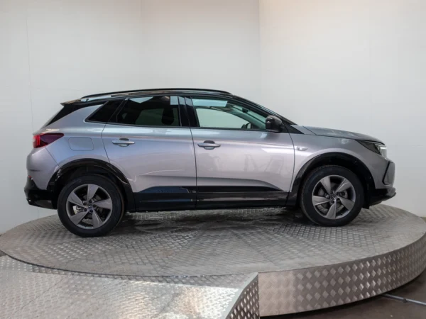 Opel GRANDLAND 2025 usado — Pompeyo Carrasco — foto 8