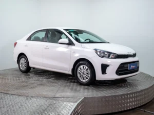 Kia SOLUTO usado