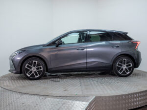 MG 4 ELECTRIC 2024 usado — hatchback | Pompeyo Carrasco