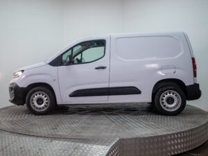 Citroën BERLINGO 2025 usado — 10.386 km | Pompeyo Carrasco