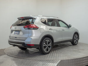 Nissan X-TRAIL 2023 usado — vista 7 | Pompeyo Carrasco