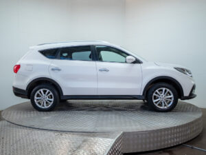 DFSK SUV 580 2024 usado — vista 8 | Pompeyo Carrasco