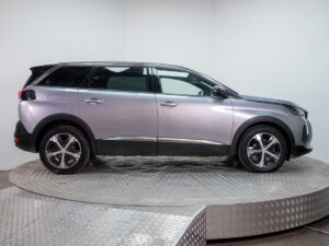 Peugeot 5008 2023 usado — vista 8 | Pompeyo Carrasco