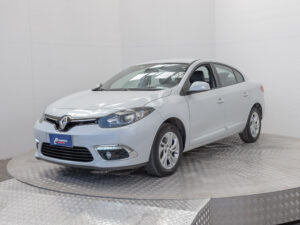 RENAULT FLUENCE 2019 usado — transmisión automática | Pompeyo Carrasco