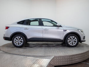 RENAULT ARKANA 2022 usado — vista 8 | Pompeyo Carrasco