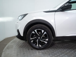 Peugeot NEW 2008 2023 usado — vista 17 | Pompeyo Carrasco